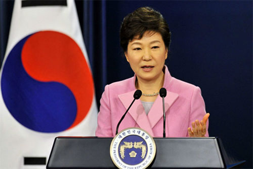 Pyongyang condena a muerte a la expresidenta surcoreana y pide su extradición
